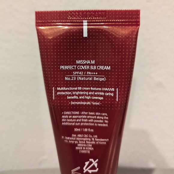 Missha Perfect Cover BB Cream Natural Beige SPF 42 - Picture 2 of 4